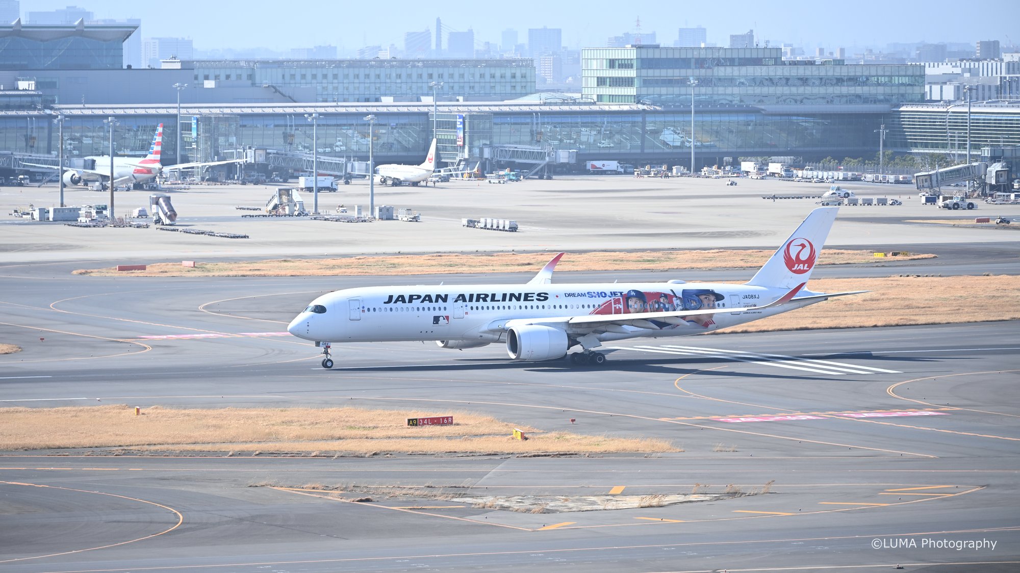 ドリームショウヘイジェット / 羽田空港で撮影した航空写真。Dream Shohei Jet (Nikon Z6III / LUMA Frame)