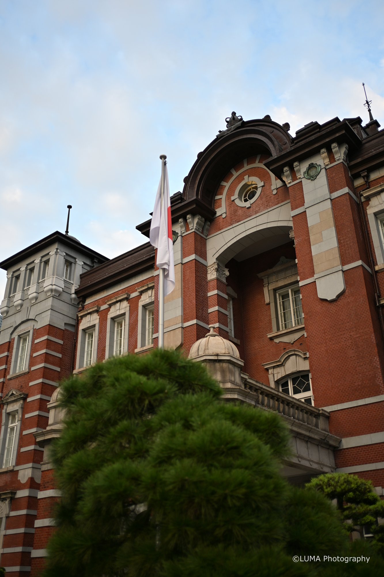 赤レンガの誇り / 東京駅で撮影した風景写真。Pride in Red Brick (Nikon Z6III / LUMA Frame)